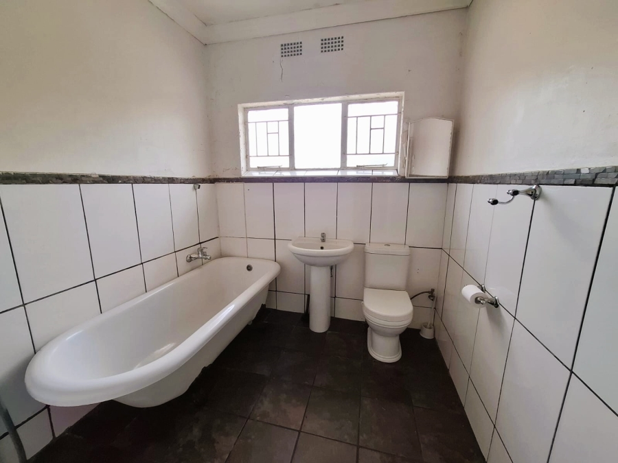 3 Bedroom Property for Sale in Sonland Park Gauteng