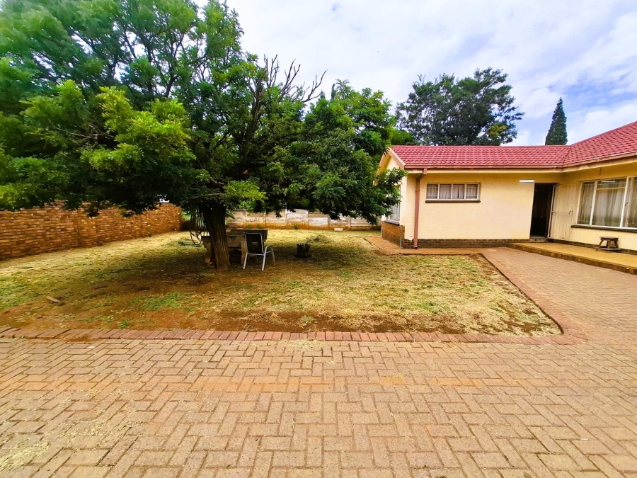 3 Bedroom Property for Sale in Sonland Park Gauteng