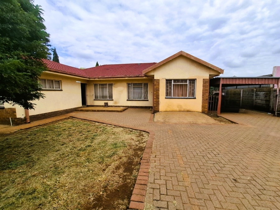 3 Bedroom Property for Sale in Sonland Park Gauteng