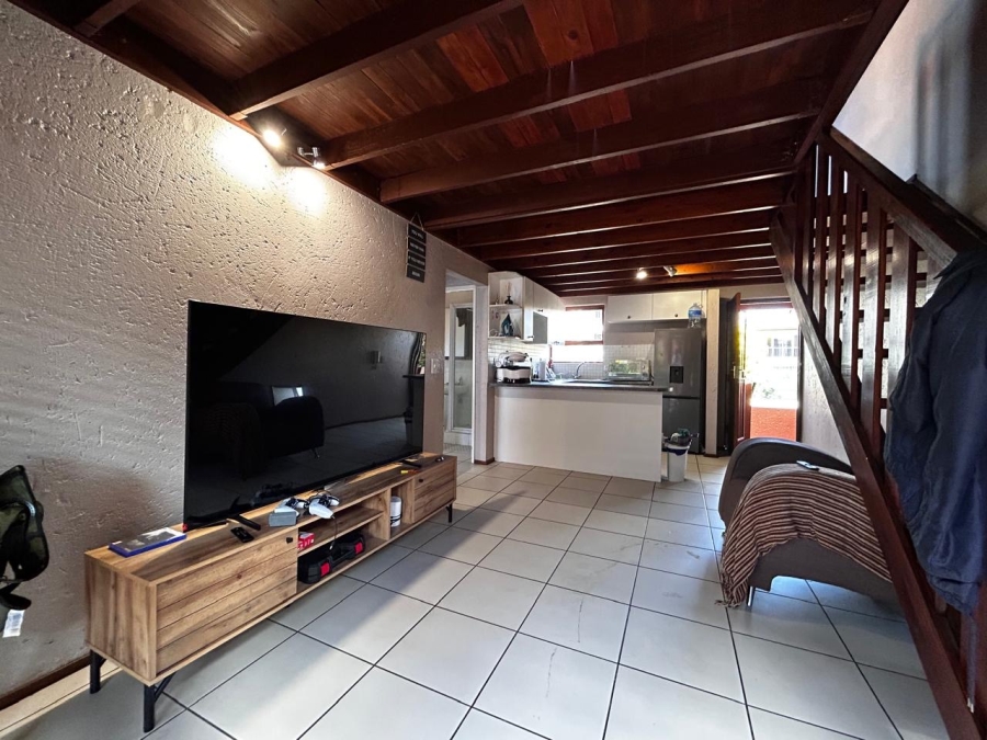 2 Bedroom Property for Sale in Sunninghill Gauteng