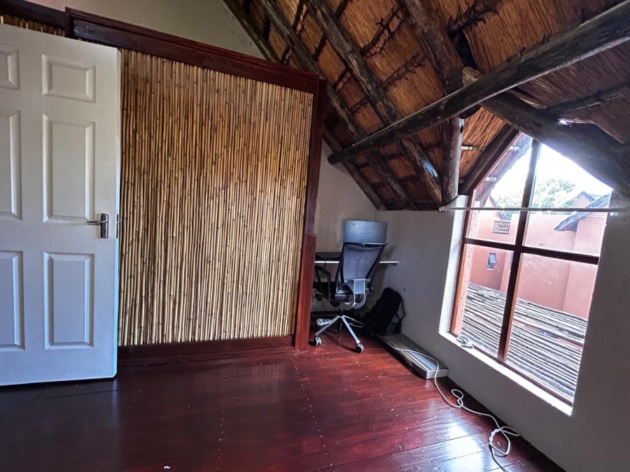 2 Bedroom Property for Sale in Sunninghill Gauteng