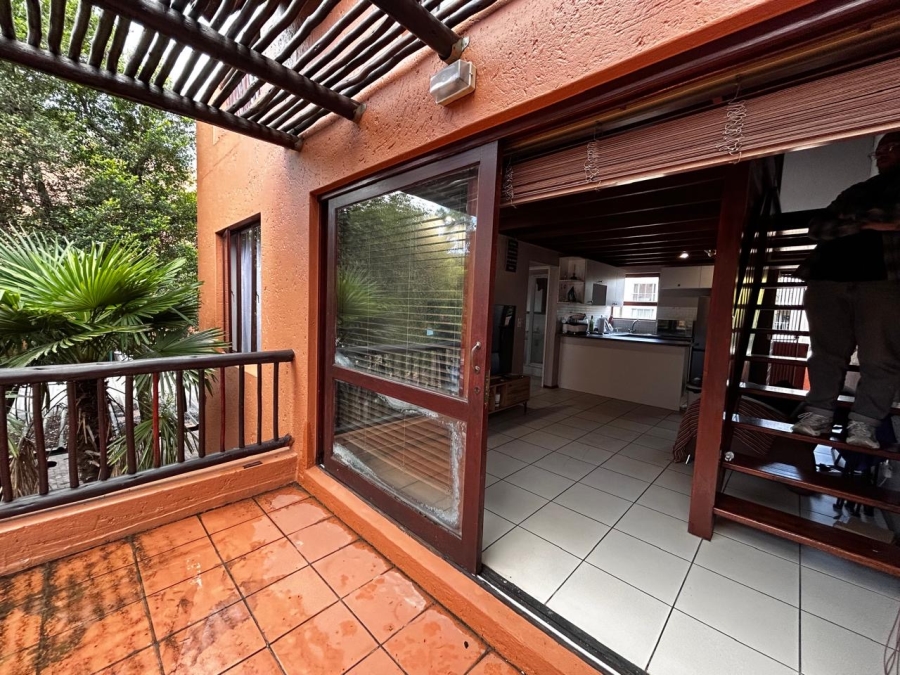 2 Bedroom Property for Sale in Sunninghill Gauteng