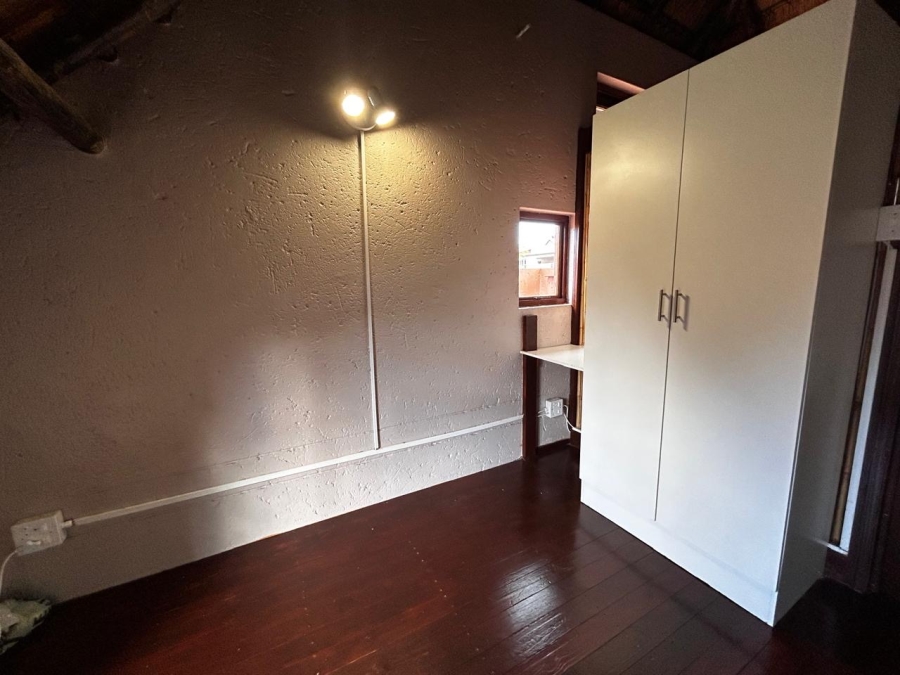 2 Bedroom Property for Sale in Sunninghill Gauteng