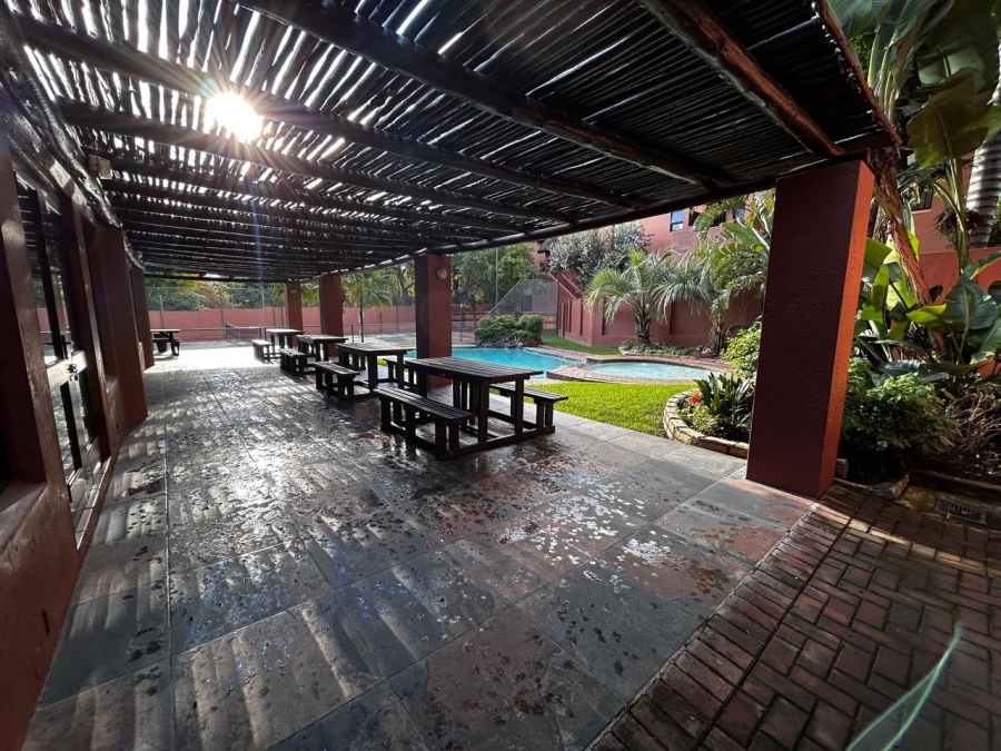 2 Bedroom Property for Sale in Sunninghill Gauteng