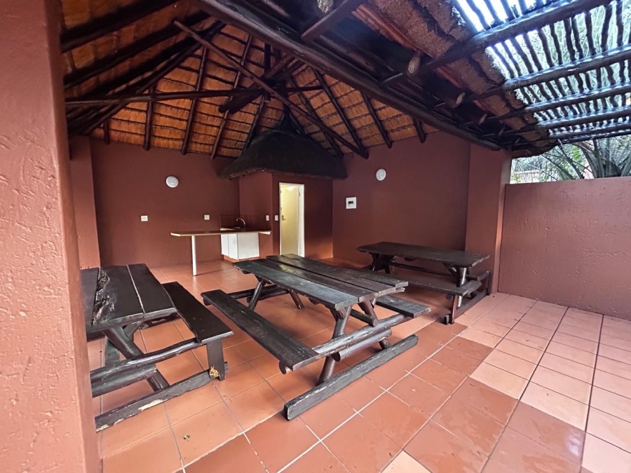 2 Bedroom Property for Sale in Sunninghill Gauteng
