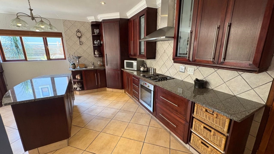 3 Bedroom Property for Sale in Bartlett Gauteng