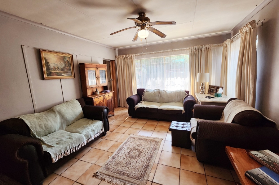 4 Bedroom Property for Sale in Wierda Park Gauteng