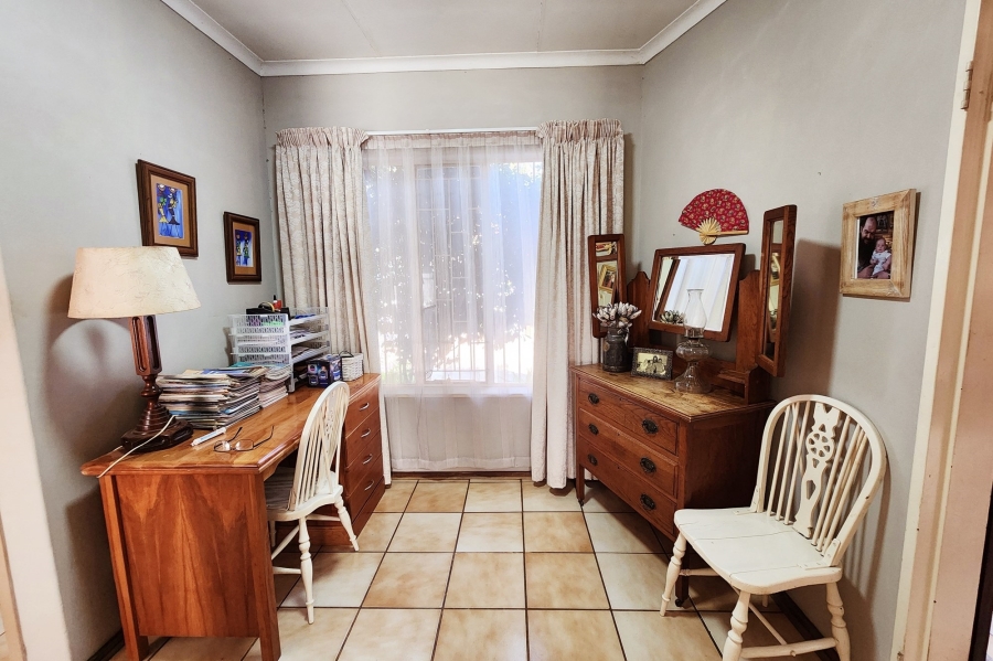 4 Bedroom Property for Sale in Wierda Park Gauteng
