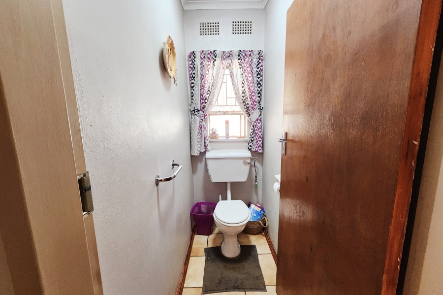 4 Bedroom Property for Sale in Wierda Park Gauteng