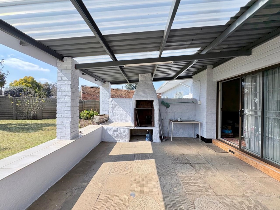 4 Bedroom Property for Sale in Dalview Gauteng