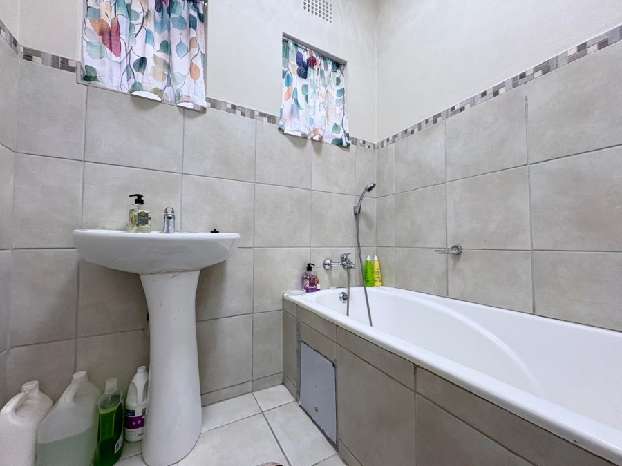 4 Bedroom Property for Sale in Dalview Gauteng