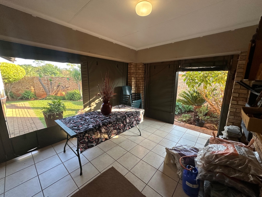 2 Bedroom Property for Sale in Annlin Gauteng