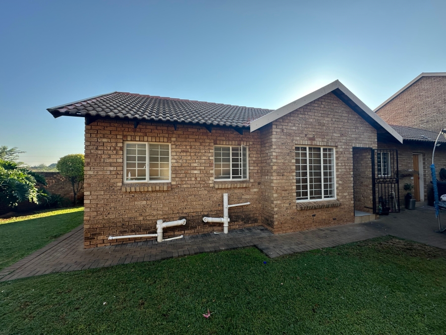 2 Bedroom Property for Sale in Annlin Gauteng