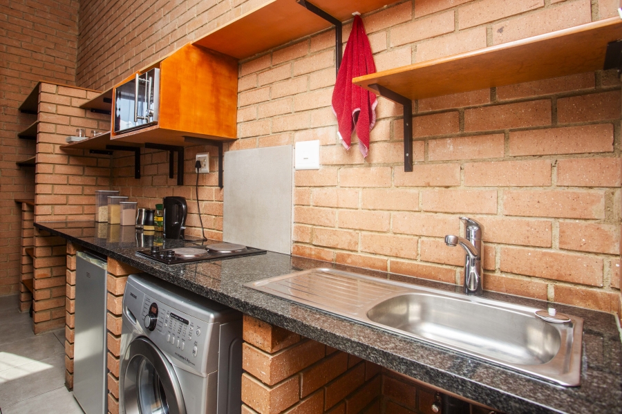 0 Bedroom Property for Sale in Waterfall Ridge Gauteng