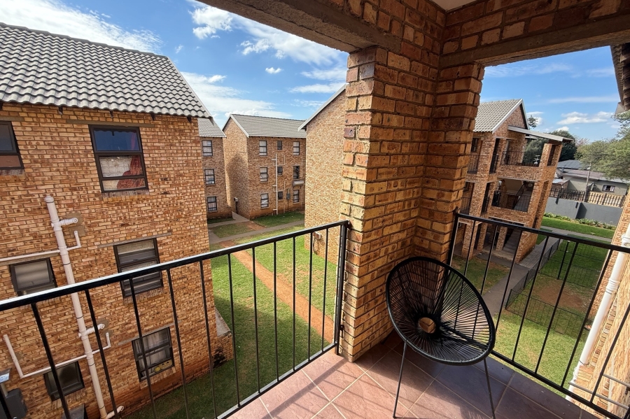 2 Bedroom Property for Sale in Princess A H Gauteng