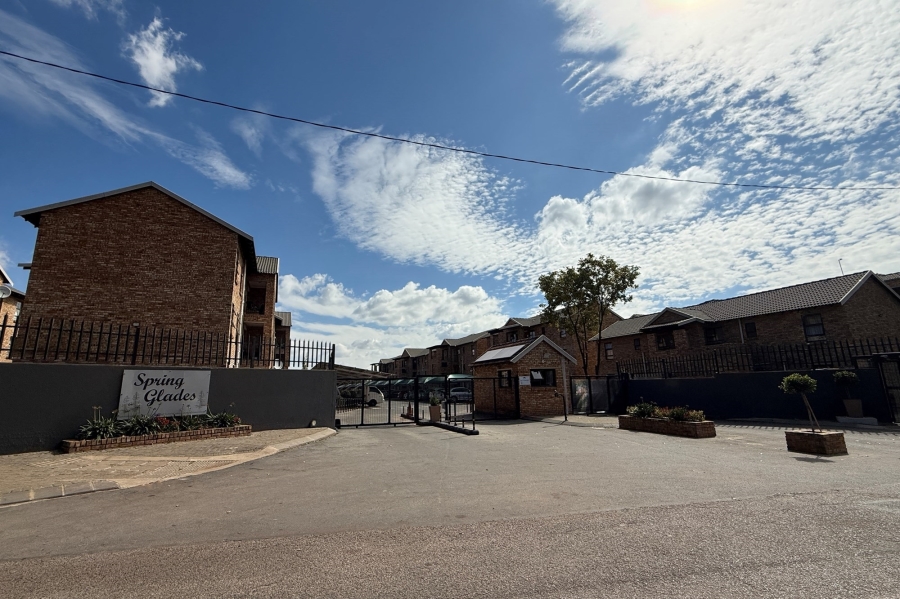 2 Bedroom Property for Sale in Princess A H Gauteng