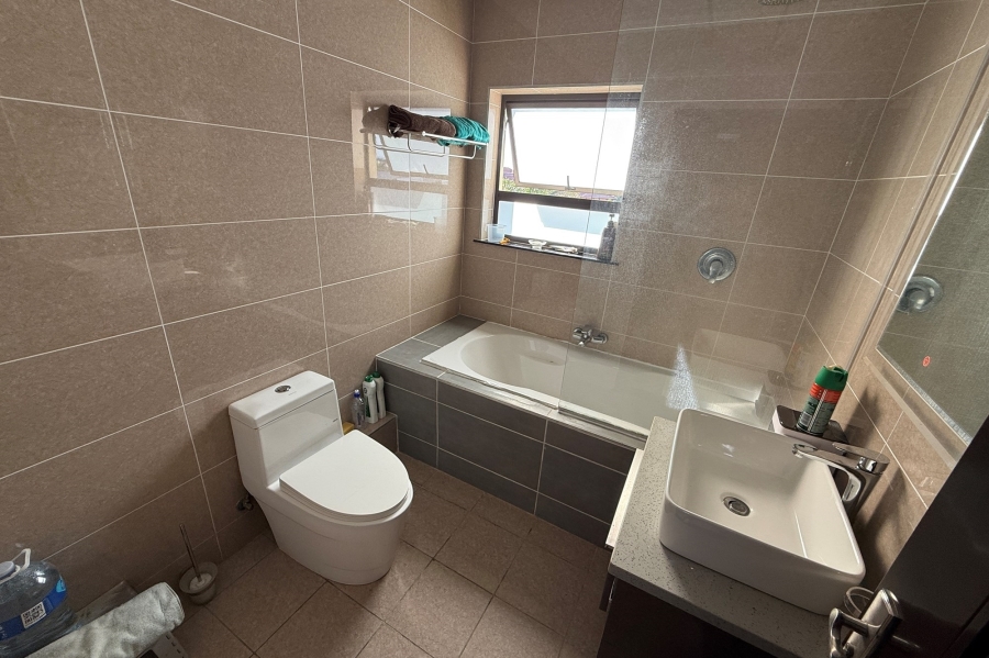 To Let 1 Bedroom Property for Rent in Kengies Gauteng