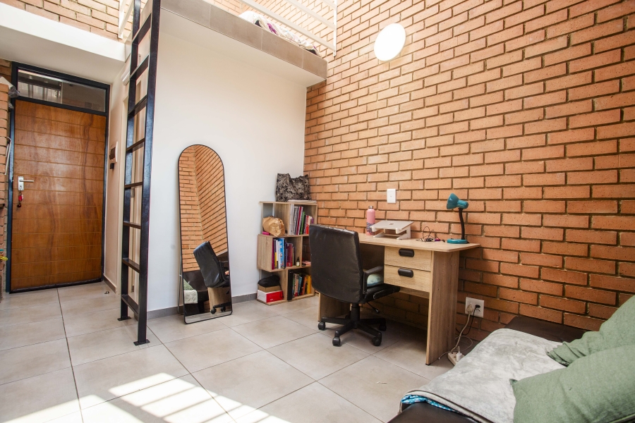0 Bedroom Property for Sale in Waterfall Ridge Gauteng