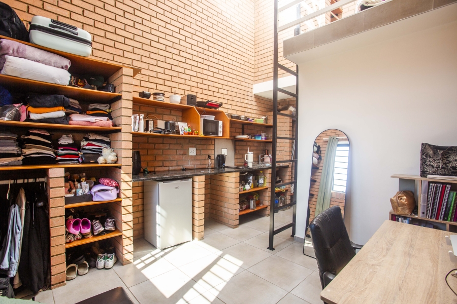 0 Bedroom Property for Sale in Waterfall Ridge Gauteng