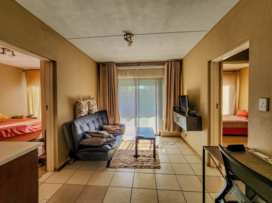 2 Bedroom Property for Sale in Honeydew Grove Gauteng