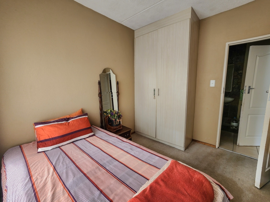2 Bedroom Property for Sale in Honeydew Grove Gauteng