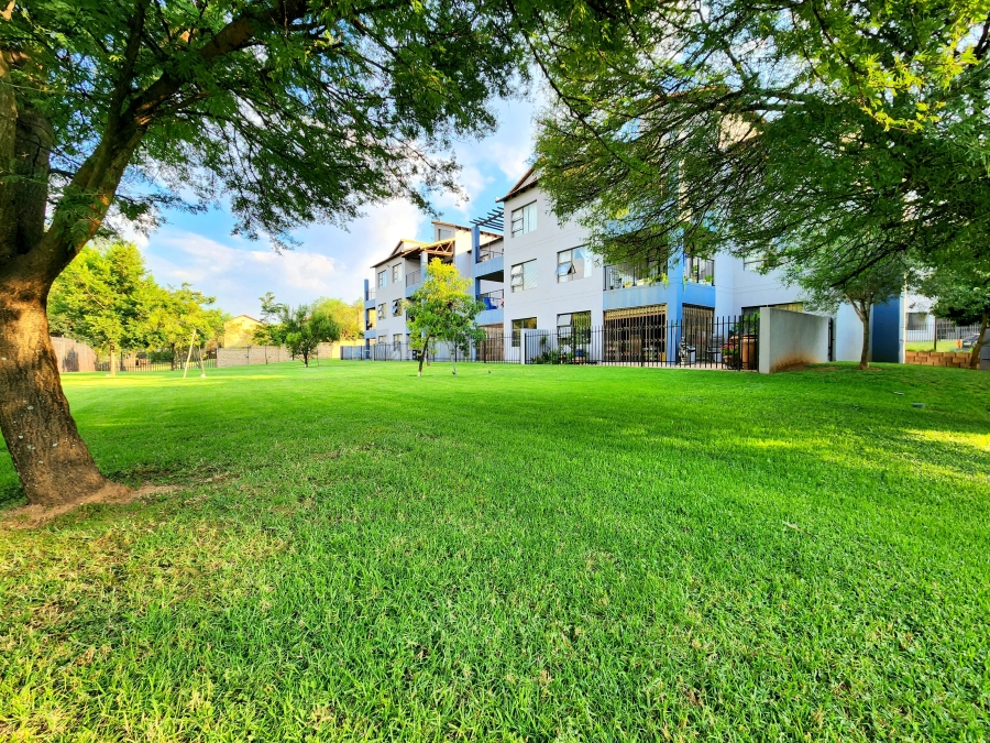 2 Bedroom Property for Sale in Honeydew Grove Gauteng