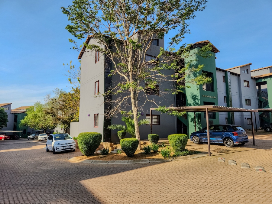 2 Bedroom Property for Sale in Honeydew Grove Gauteng
