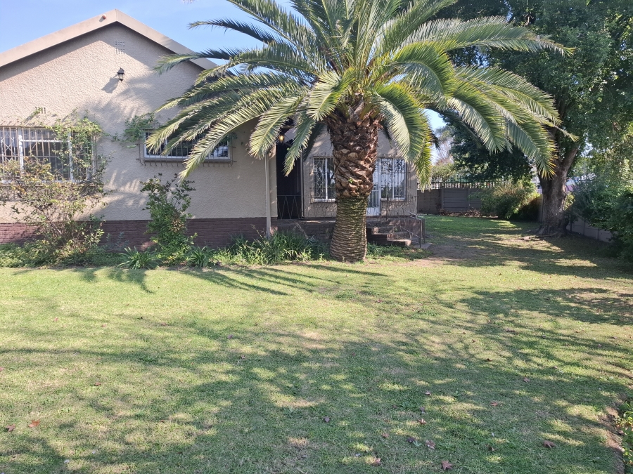 To Let 3 Bedroom Property for Rent in Edenvale Central Gauteng
