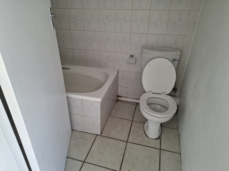 To Let 3 Bedroom Property for Rent in Edenvale Central Gauteng