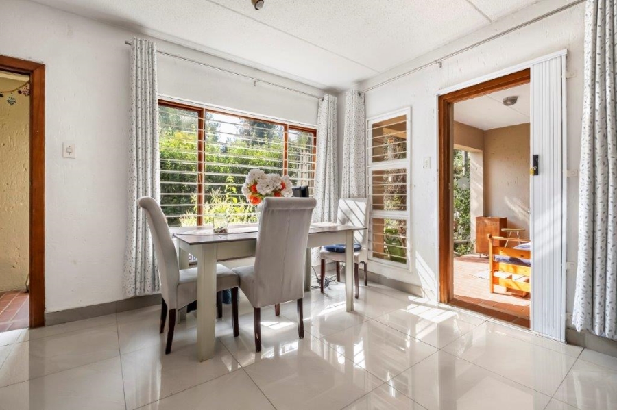 2 Bedroom Property for Sale in Bryanston Gauteng