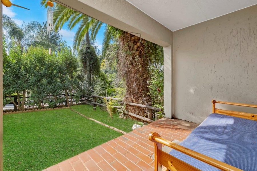 2 Bedroom Property for Sale in Bryanston Gauteng