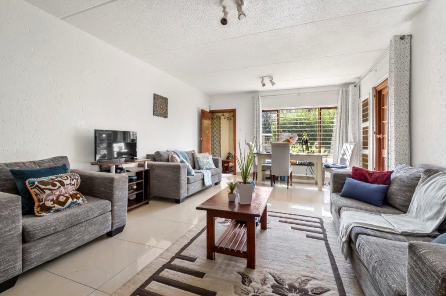 2 Bedroom Property for Sale in Bryanston Gauteng