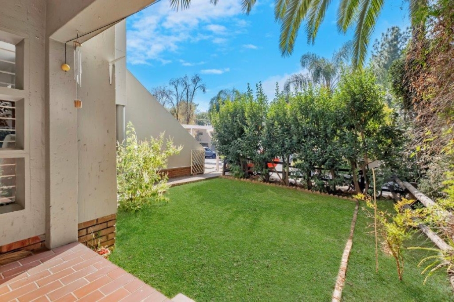 2 Bedroom Property for Sale in Bryanston Gauteng