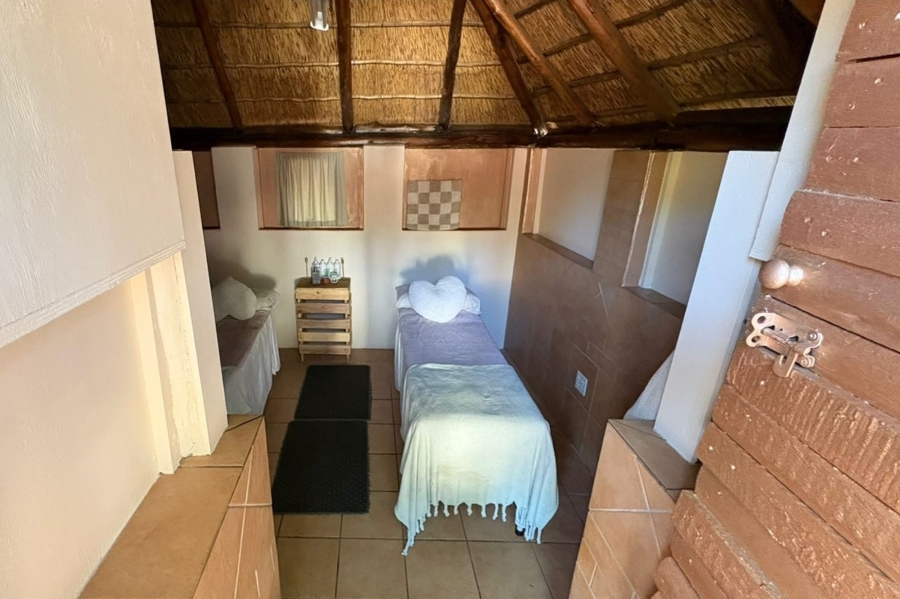 16 Bedroom Property for Sale in Magaliessig Gauteng