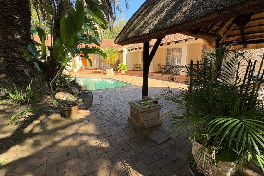 16 Bedroom Property for Sale in Magaliessig Gauteng