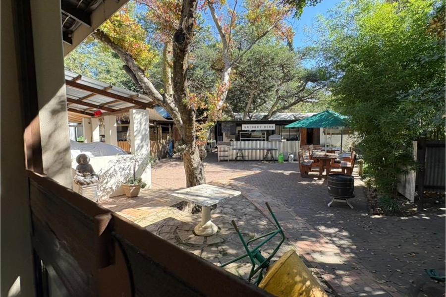 16 Bedroom Property for Sale in Magaliessig Gauteng