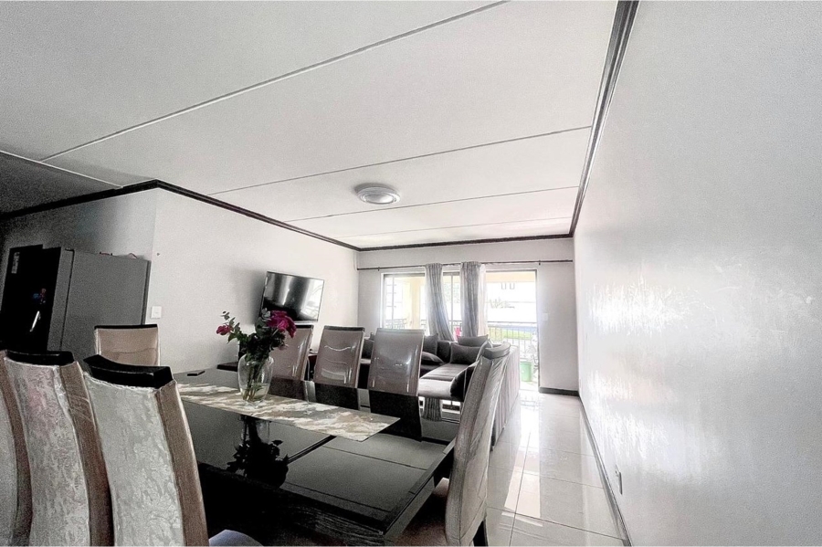 3 Bedroom Property for Sale in Carlswald Gauteng