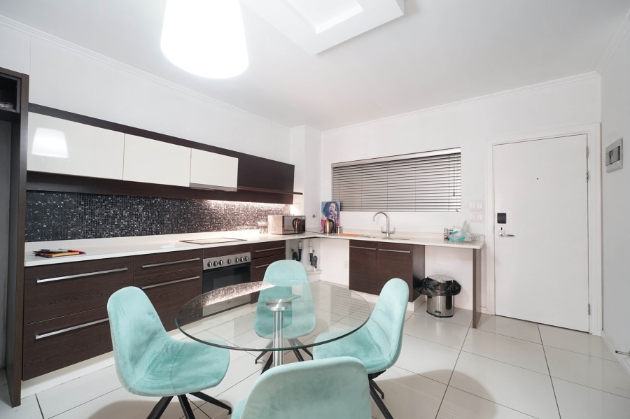 2 Bedroom Property for Sale in Morningside Gauteng