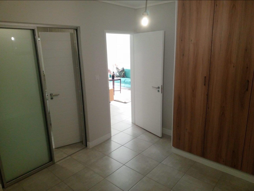 To Let 2 Bedroom Property for Rent in Linbro Park Gauteng