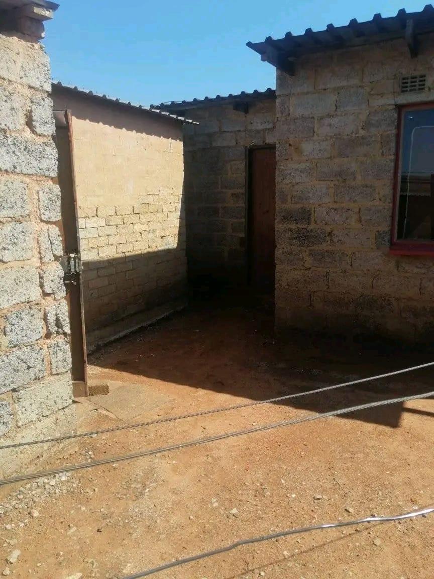 1 Bedroom Property for Sale in Bram Fischerville Gauteng
