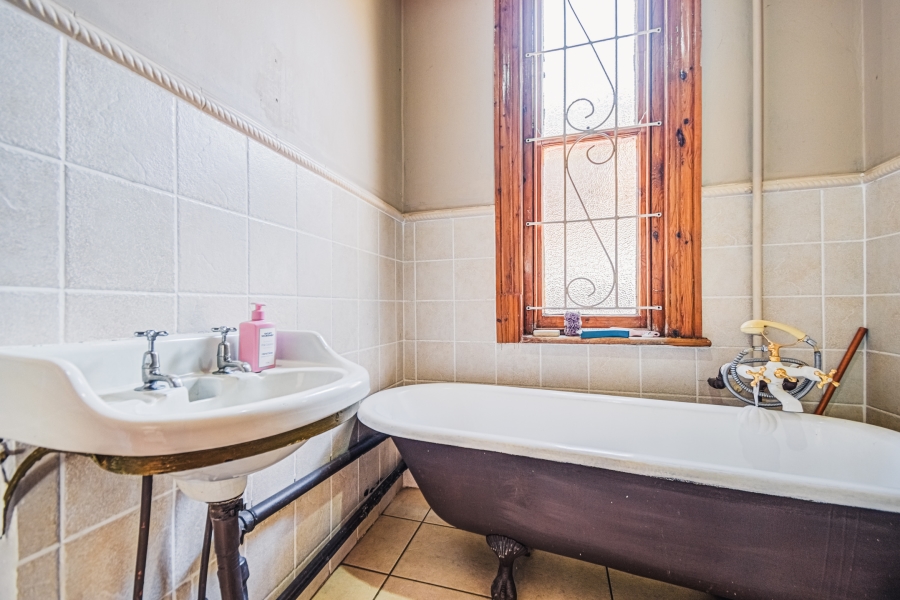 2 Bedroom Property for Sale in Kensington Gauteng
