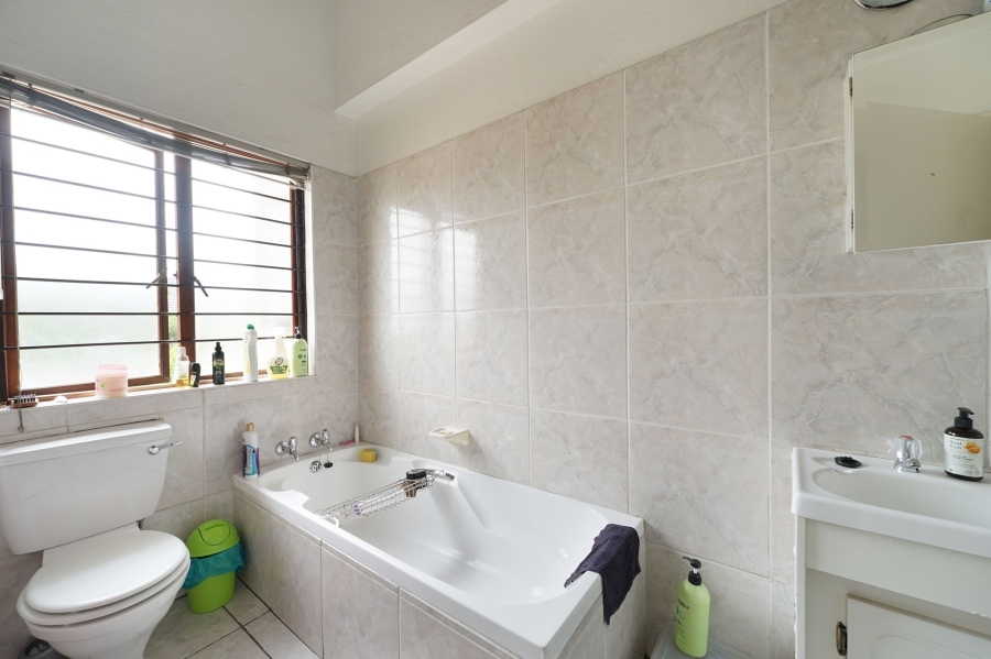 To Let 3 Bedroom Property for Rent in Paulshof Gauteng