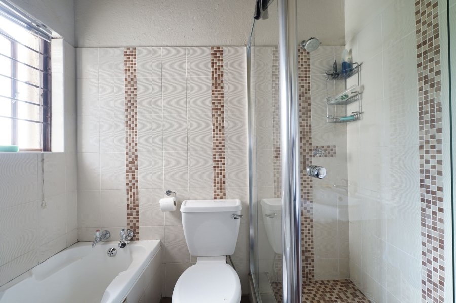 To Let 3 Bedroom Property for Rent in Paulshof Gauteng