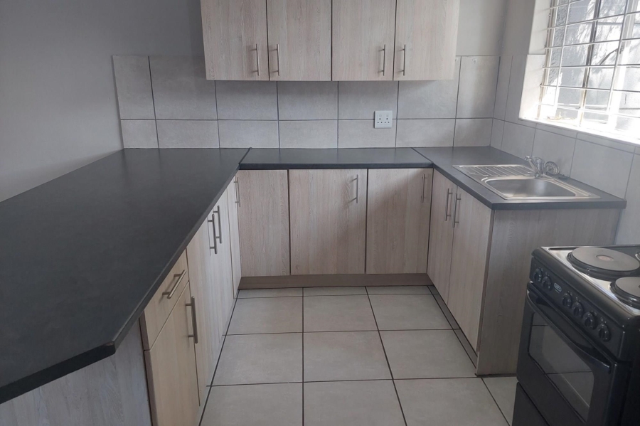 To Let 2 Bedroom Property for Rent in Parkrand Gauteng