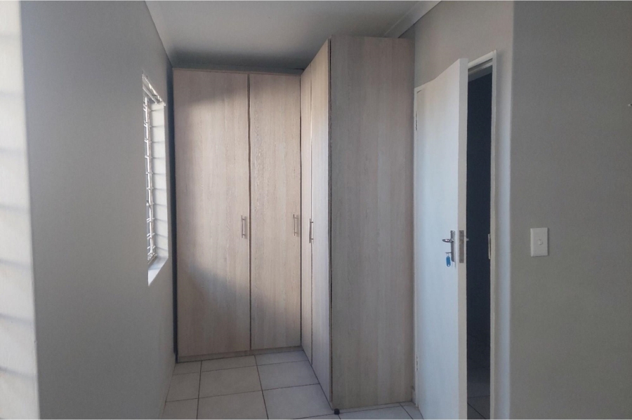 To Let 2 Bedroom Property for Rent in Parkrand Gauteng