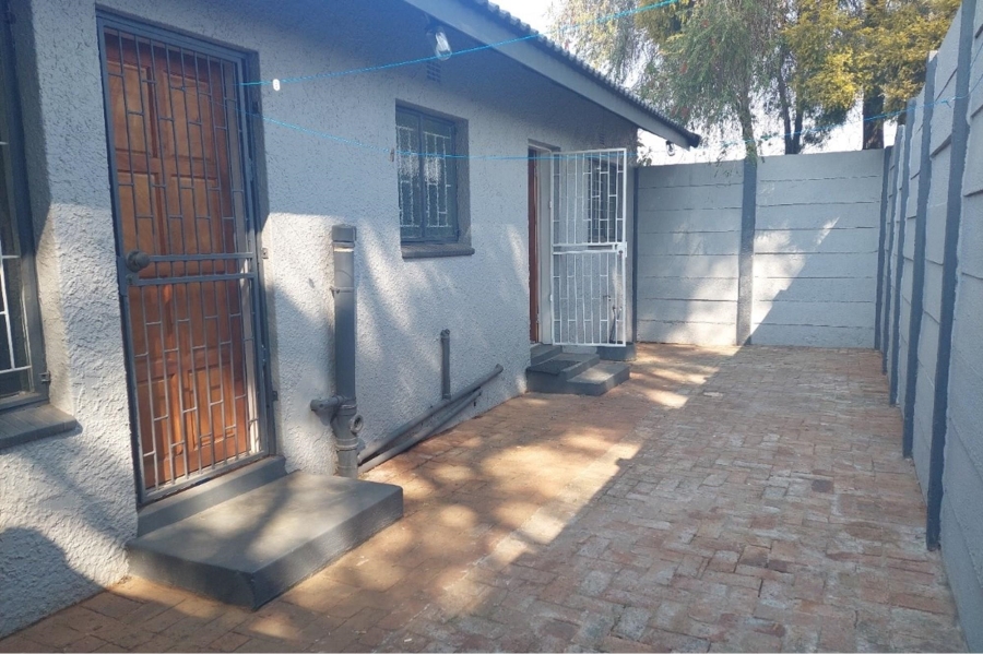 To Let 2 Bedroom Property for Rent in Parkrand Gauteng