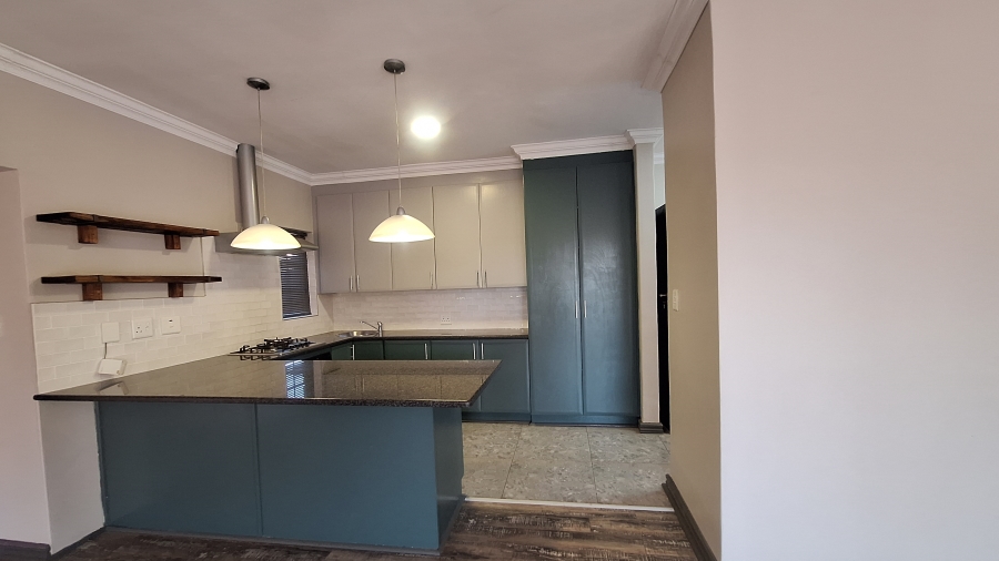 3 Bedroom Property for Sale in Thatchfield Estate Gauteng
