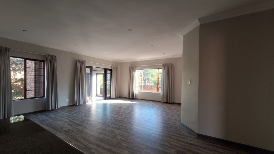 3 Bedroom Property for Sale in Thatchfield Estate Gauteng
