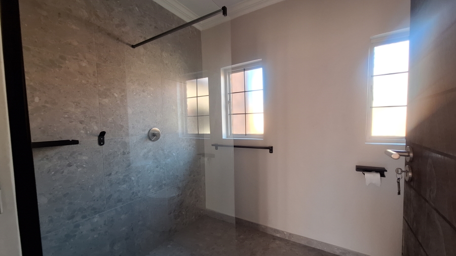 3 Bedroom Property for Sale in Thatchfield Estate Gauteng