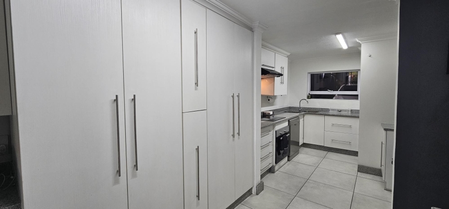 3 Bedroom Property for Sale in Hennopspark Gauteng